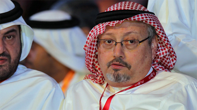 Der saudische Journalist Jamal Khashoggi beim Arab Media Forum 2012 in Dubai