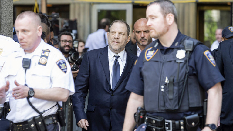 Harvey Weinstein verlässt den Supreme Court New York am 5. Juni 2018