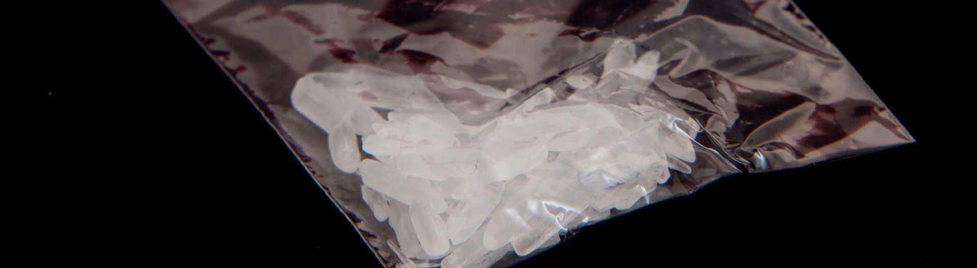 Ein kleines Plastiktütchen mit Crystal Meth