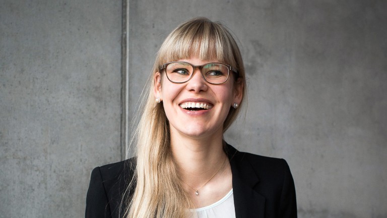 Eva Asselmann