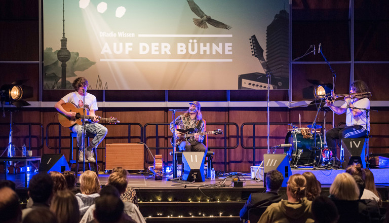 DRadio Wissen „Auf der Bühne“ (26.03.2017)