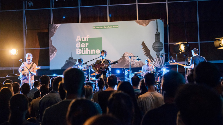 „Auf der Bühne“ am 15.10.20147 mit Bergfilm und Giant Rooks