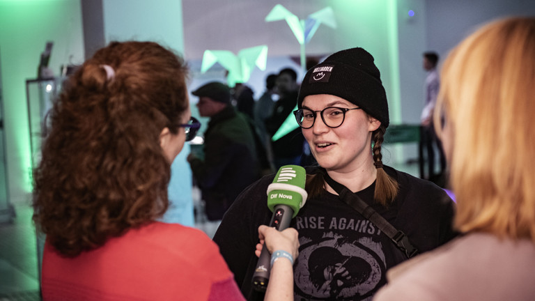 „Auf der Bühne“ am 31.03.2019 mit Mine und Novaa