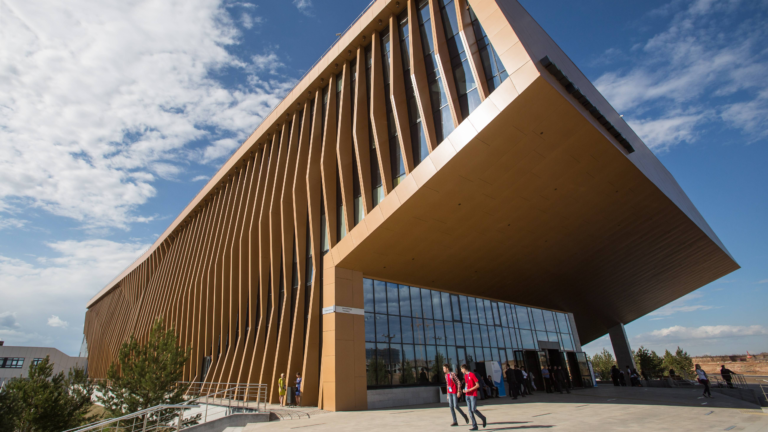 Die "Innopolos University"