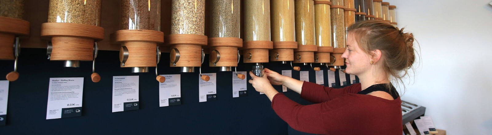 Mitarbeiterin im Unverpacktladen