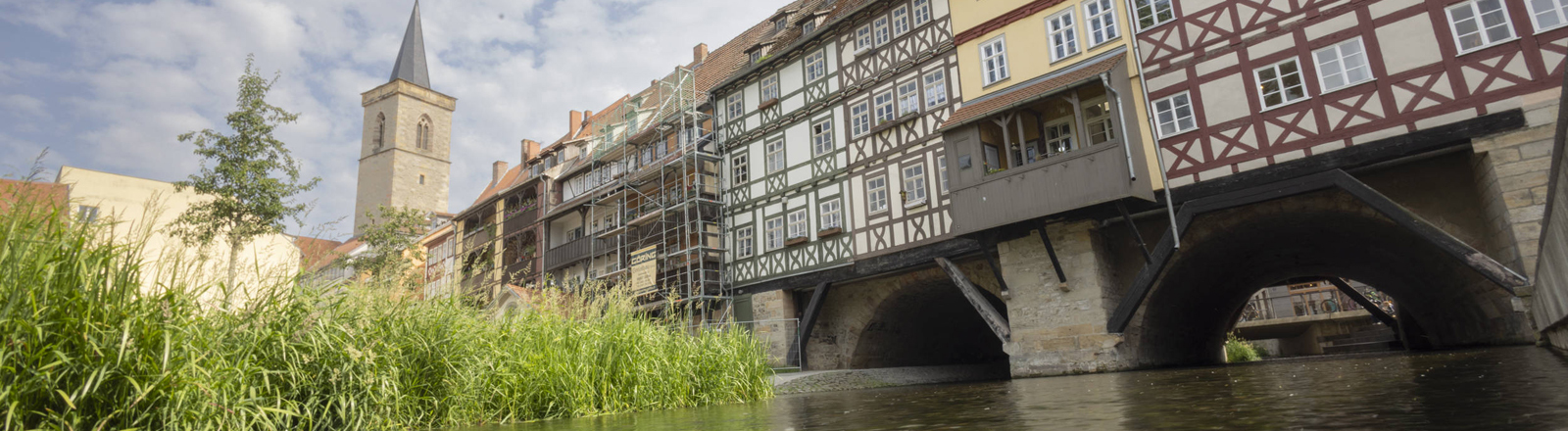 Die Kraemerbruecke ueber dem Fluss Gera in Erfurt (Foto vom 10.06.2025).