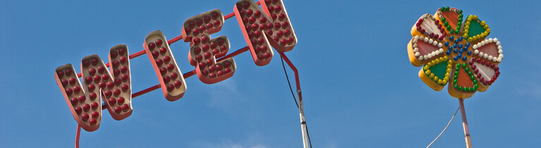 Wien-Buchstaben auf dem Rummel