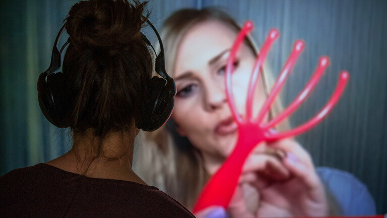 ASMR: Flüster-Videos bei Youtube sollen bei Depressionen und ...