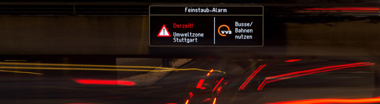 Warnhinweis in Stuttgart über erhöhte Feinstaub-Konzentration