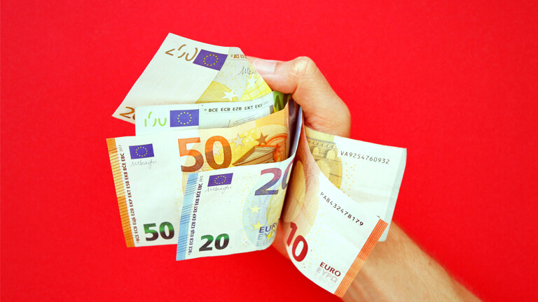 Indien: Grundeinkommen für Hausarbeit Indien: Grundeinkommen für Hausarbeit