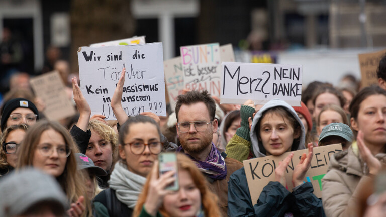 Köln - Demo gegen Merz und seine Stadtbildaussage