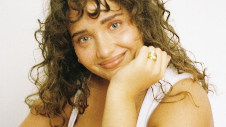 Greta, Protagonistin, die auch mal etwas alleine unternimmt