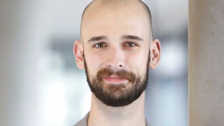 Julius Klingelhöfer, Kommunikationswissenschaftler