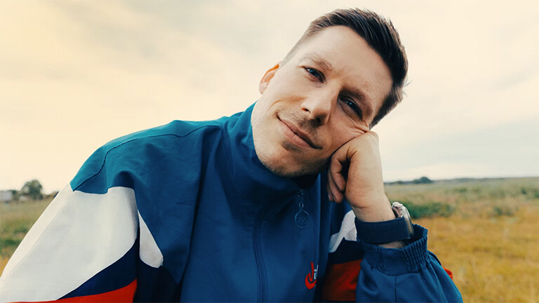 Comedian-Bj-rn-von-Morgenstern-Manchmal-muss-man-einfach-stumpf-positiv-sein-