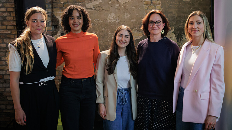 Das Team der sechsten Ausgabe von "Wissen unplugged" am 5. Mai 2026 - von links nach rechts: Rahel Klein, Amna Franzke, Hande Mann, Heike Vogel und Luisa Werner