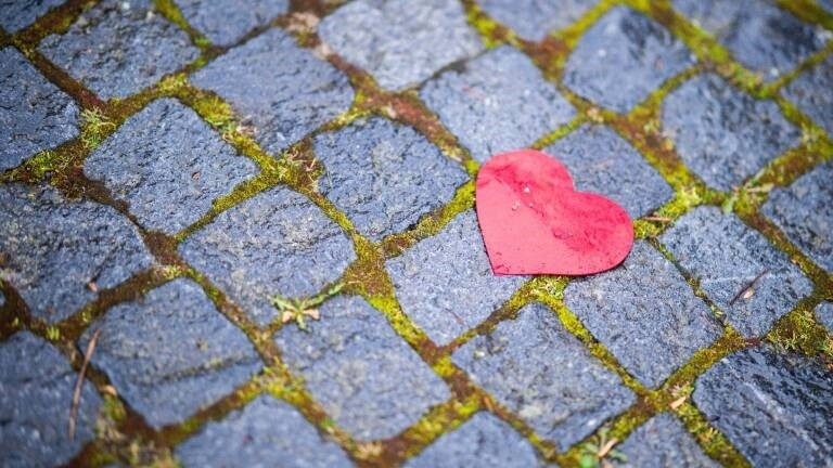 Dating-Auf-der-Suche-nach-Liebe-hat-Anna-Dushime-sich-gefunden