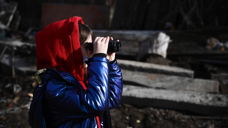 Literatur-Am-Samstag-gehen-die-M-dchen-in-den-Wald-und-jagen-Sachen-in-die-Luft-von-Fiona-Sironic