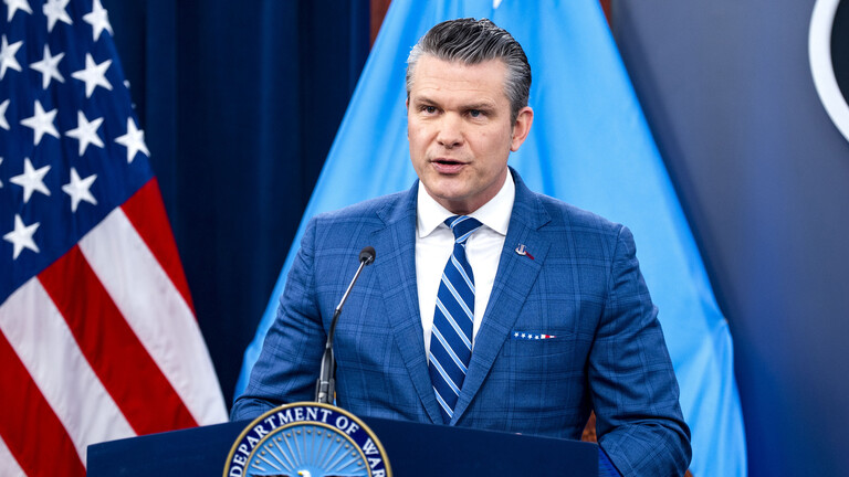 US-Verteidigungsminister Pete Hegseth spricht auf einer Pressekonferenz im Pentagon (Arlington, USA, 8.04.2026)