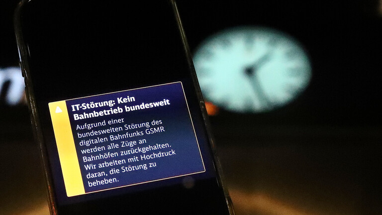24.06.2026, Warnmeldung über eine bundesweite IT-Störung im Bahnverkehr.
