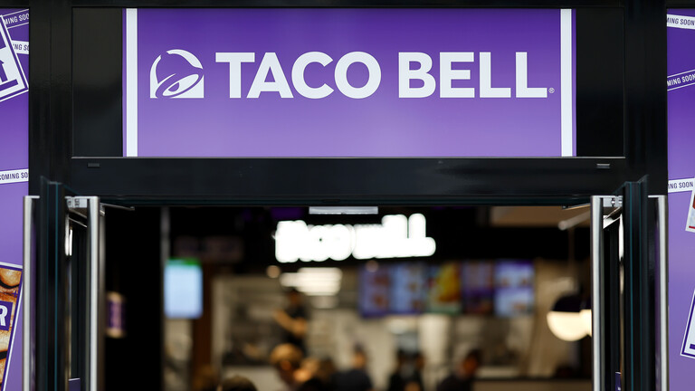 Die US-amerikanische Fastfoodkette Taco Bell eröffnet ihre erste Filiale in Deutschland, in Köln.