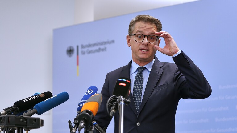 Bundesgesundheitsminister Carsten Linnemann (CDU) beim Statement zur Neuordnung der Pflegeversicherung