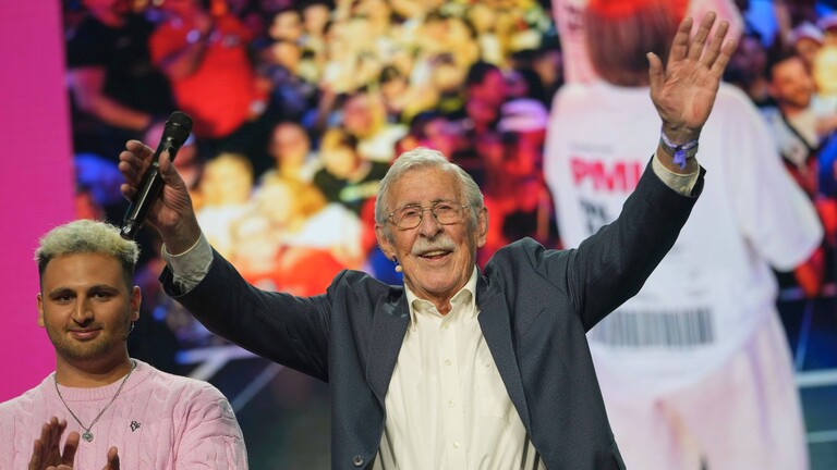 Influencer Opa Werner auf der OMR-Messe in Hamburg