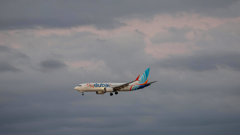 Im Landeanflug auf den Ben Gurion Airport in Tel Aviv: Ein Flugzeug von Flydubai an Bord Passagiere des Flugs FZ1073, dieser wurde wegen einer Terrorwarnung umgeleitet.