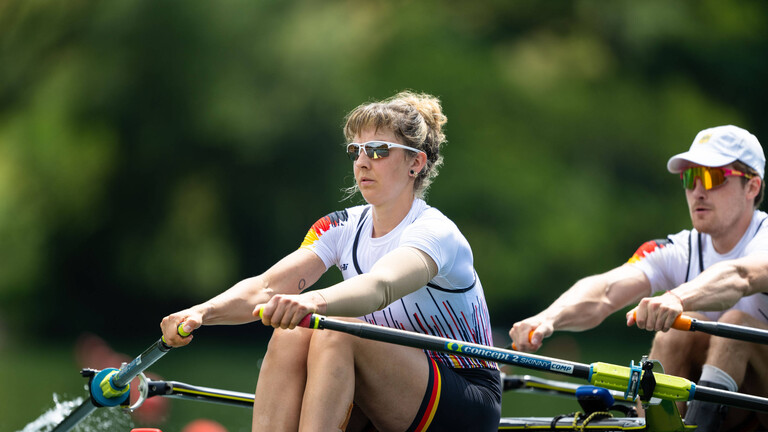 Kathrin Marchand aus Deutschland im Mixed-Para-Doppelzweier (PR3)im Vorlauf an der Lucerne Regatta auf dem Rotsee in Luzern am 27.06.2025