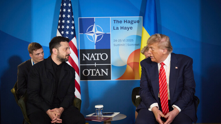 Absprachen des ukrainischen Präsidenten Wolodymyr Selenskyj und des US-Präsidenten Donald Trump beim NATO-Gipfel 2025 in Den Haag, Niederlande, am Mittwoch, den 25. Juni 2025.