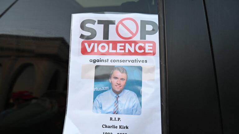 Stoppt die Gewalt gegen Konservative: Ein Plakat erinnert an den erschossenen Maga-Aktivisten Charlie Kirk