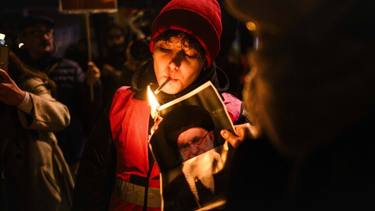 Solidaritätskundgebung für die protestierenden Menschen im Iran in Berlin Am 14.01.2026
