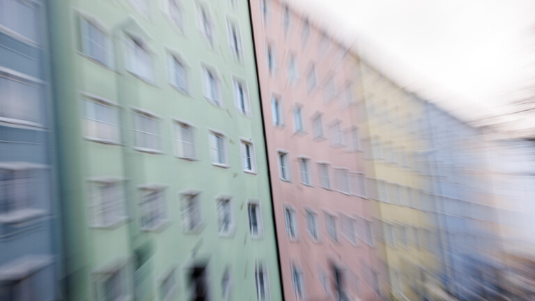 Häuserzeile im Reißzoom