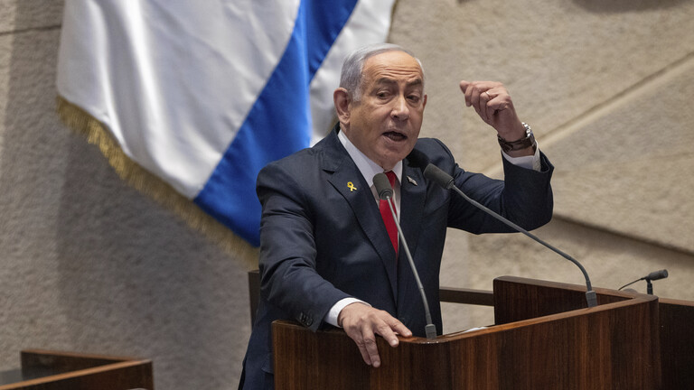 Israels Premier Benjamin Netanjahu hält in der Knesset, dem israelischen Parlament, eine Rede.