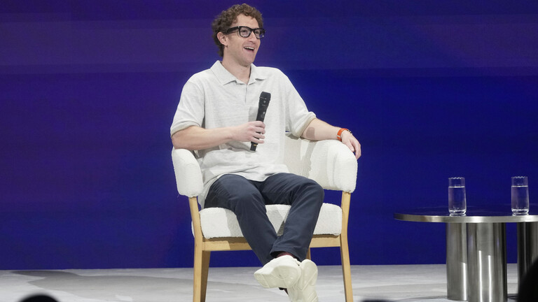 Meta-Gründer und CEO Mark Zuckerberg spricht bei der LlamaCon 2025, einer AI-Entwickler-Konferenz in Menlo Park, Calif., Tuesday, April 29, 2025.