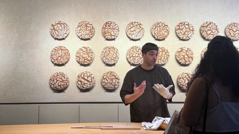 1,5 Kilogramm schwere Brotlaibe aus Roggensauerteig werden für 60 Dollar im New Yorker Viertel Soho im "Rye" verkauft.