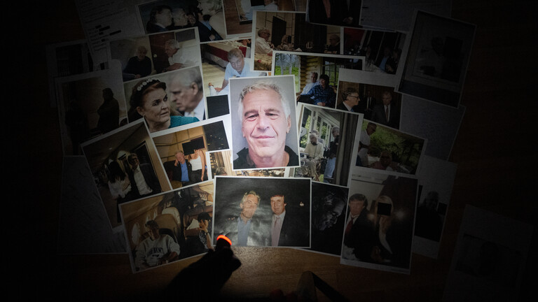 Fotos aus den Epstein Files, die das US Department of Justice veröffentlicht hat.