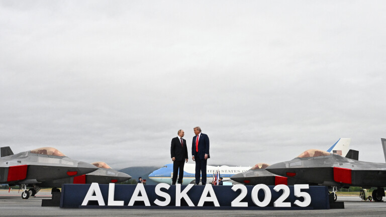 Wladimir Putin und Donald Trump am 15. August 2025 in Alaska