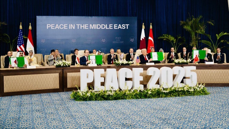 Beim Friedensgipfel für den Nahen Osten in Ägypten haben die Vermittlerstaaten eine Friedenerklärung für den Gazastreifen unterzeichnet.