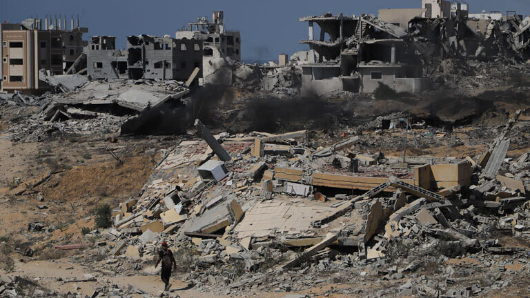 Blick auf das zerstörte Gaza-City, Häuser in Trümmern