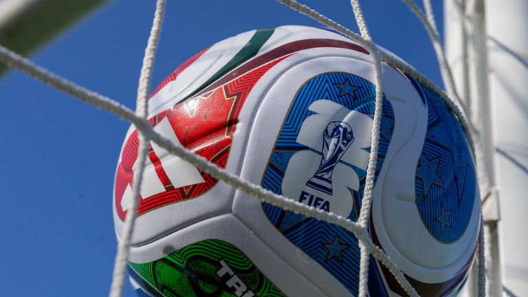 Offizieller Spielball des FIFA World Cup -  Fussball-Weltmeisterschaft 2026